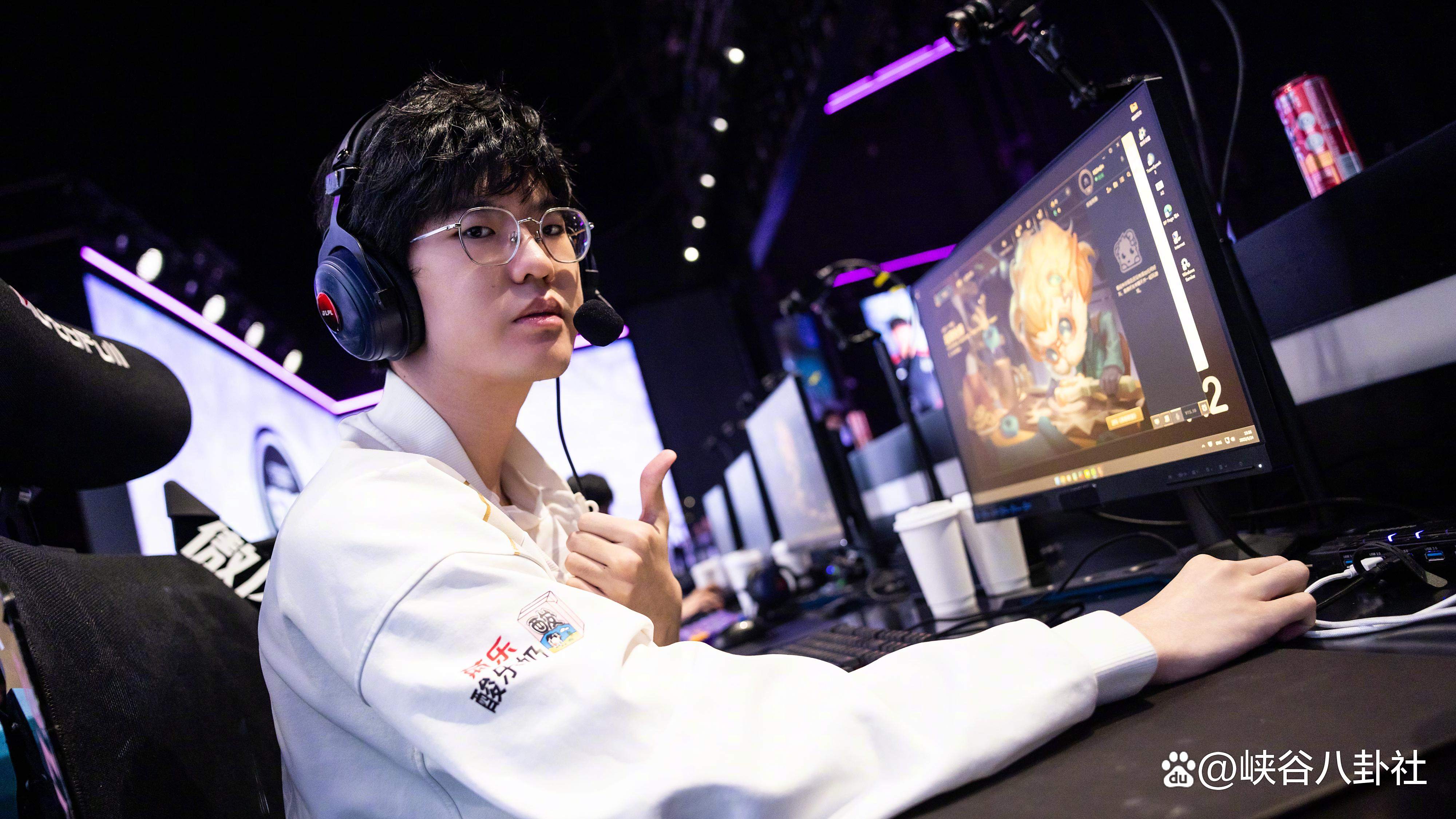 Rookie新星领先优势明显表现突出，FPX前途光明！