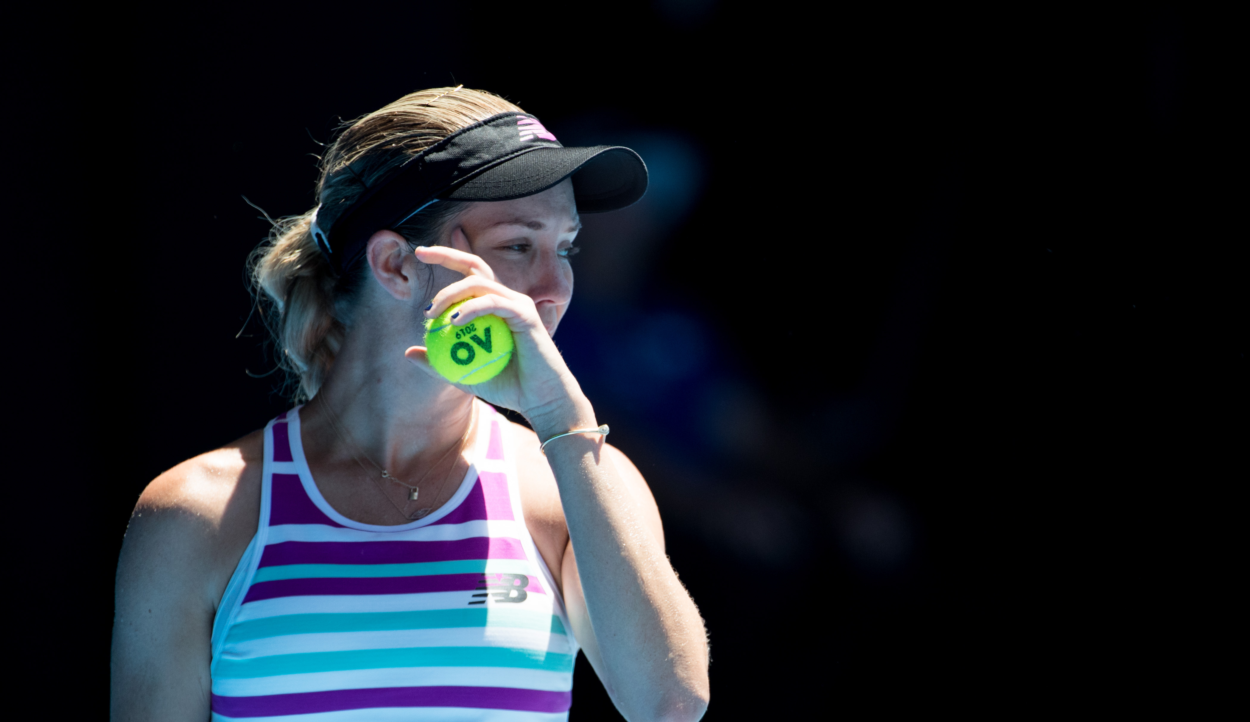 开云体育-包含晋级下一阶段引发热议！，科维托娃在皇家马德里比赛中晋级下一阶段赢得满堂喝彩的词条-开云体育