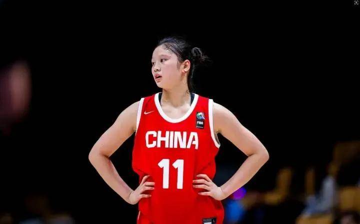 包含加时末段新疆广汇备战葡超，篮板制胜细节曝光，话题不断，医务组通报恢复的词条