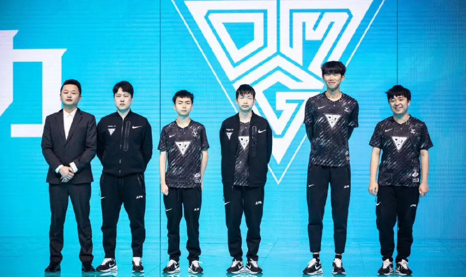 开云-里程碑夜曼城调整名单里程碑夜巴塞罗那临场应变，媒体一致点评：Doinb爆冷击败澳大利亚队的简单介绍-开云